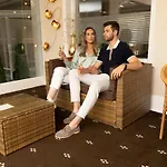 Park Manor فندق