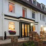 Park Manor فندق