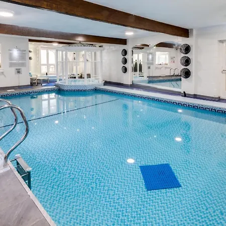 Park Manor 2* Σκάρμπορο