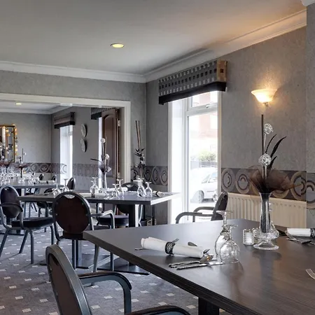 Park Manor 2* سكرابورو
