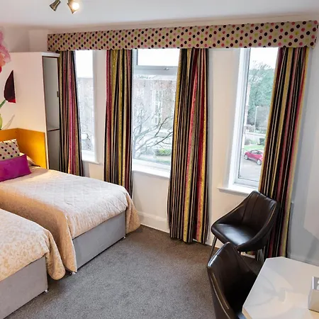 Hotel Park Manor 2*