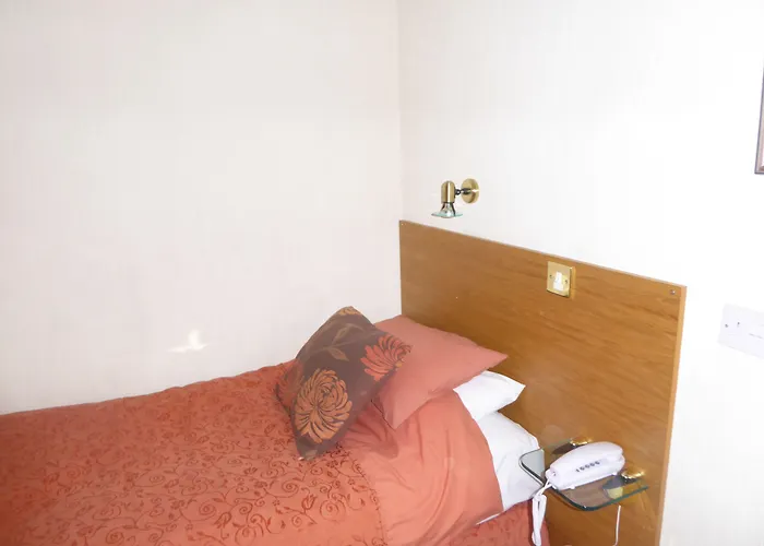 Park Manor 2* سكرابورو